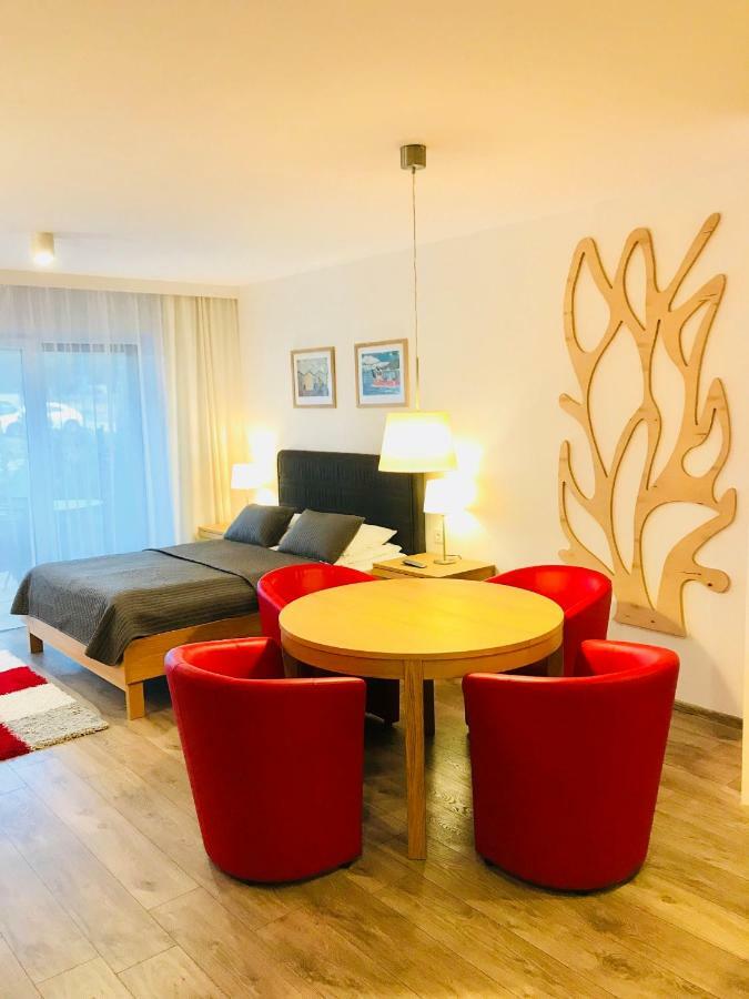 פוגורזליצה Apartamenty Rodzinne Z Ogrodkiem מראה חיצוני תמונה